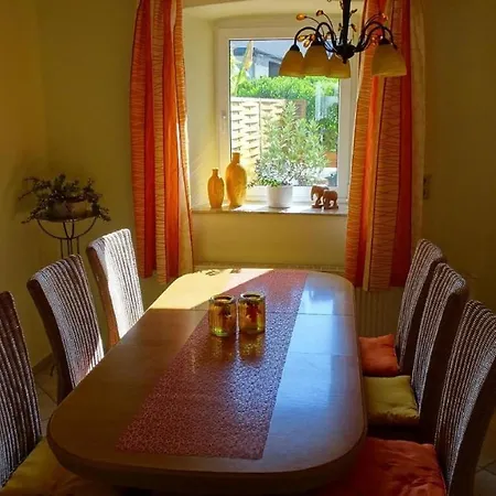 Privates Ferienhaus In Mit Garten, Grill Und Terrasse * Oberkail