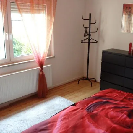 Privates Ferienhaus In Mit Garten, Grill Und Terrasse *